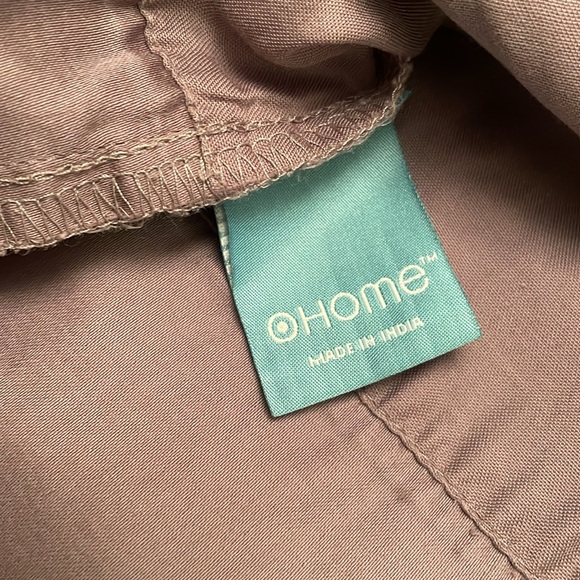 HOME Target One Gray King Size Pillowcase in Excellent Condition - Picture 4 of 7